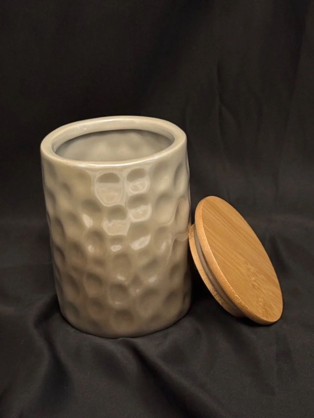NEW BEAUTIFUL Ceramic Container Set (3)